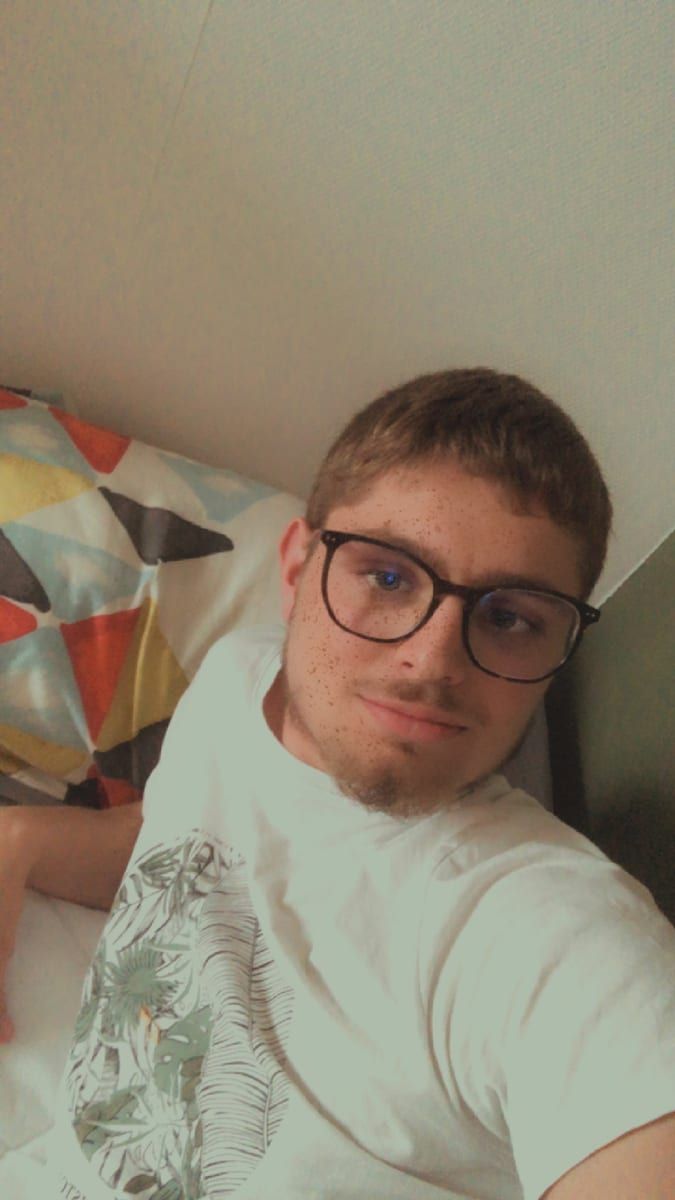 Profil von Nadhir